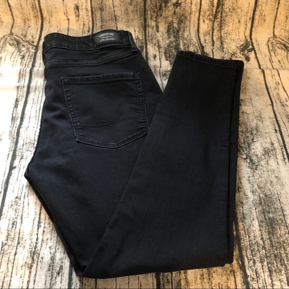 Levi's Denim - Signature Levi’s - Modern Skinny